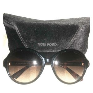Tom Ford sunglasses 🕶